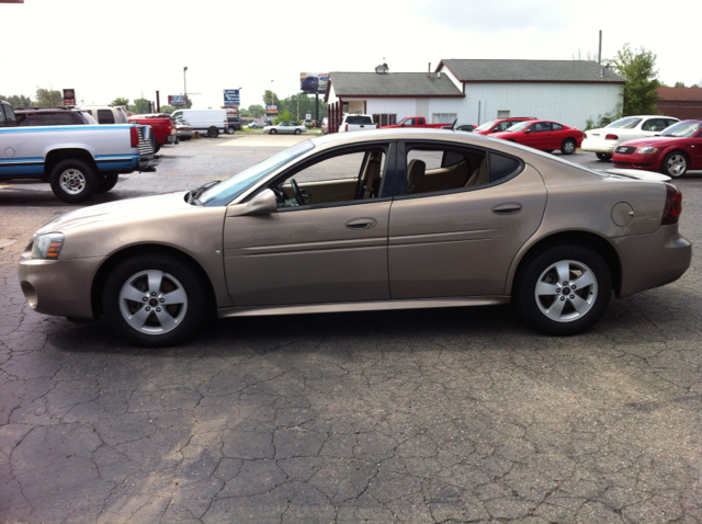2006 Pontiac Grand Prix Base