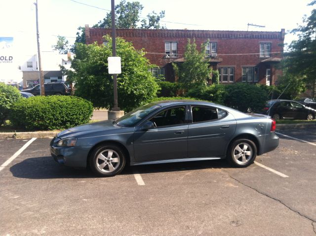 2006 Pontiac Grand Prix Base