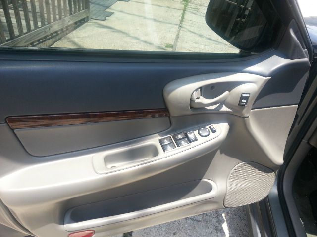 2006 Pontiac Grand Prix Base