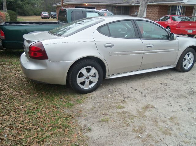 2006 Pontiac Grand Prix Base