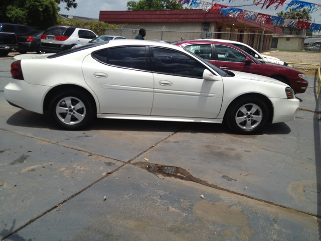 2006 Pontiac Grand Prix Base