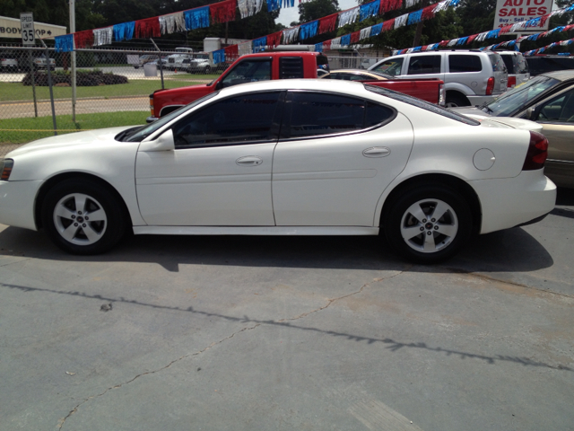 2006 Pontiac Grand Prix Base