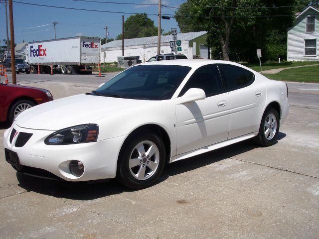 2006 Pontiac Grand Prix Base