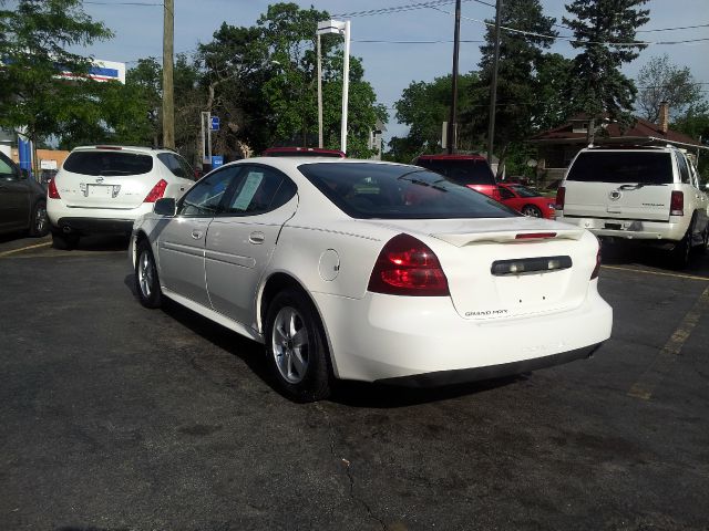 2006 Pontiac Grand Prix Base