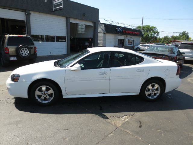 2006 Pontiac Grand Prix Base