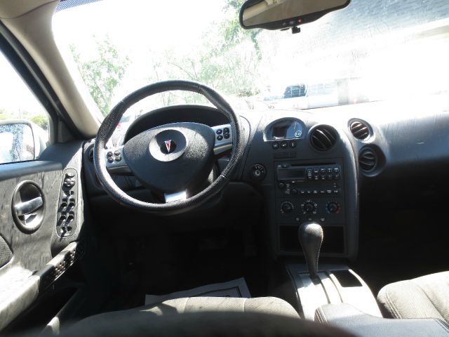 2006 Pontiac Grand Prix Base