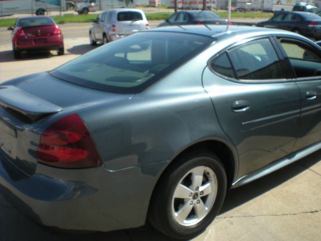 2006 Pontiac Grand Prix Base