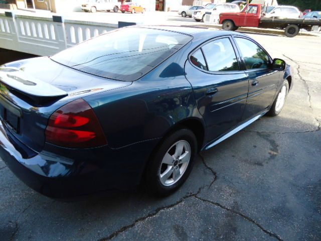 2006 Pontiac Grand Prix Base