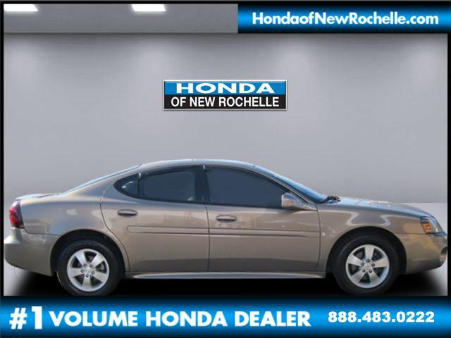 2007 Pontiac Grand Prix SE Sedan