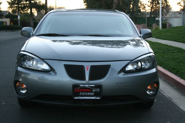 2007 Pontiac Grand Prix XUV SLE 4WD