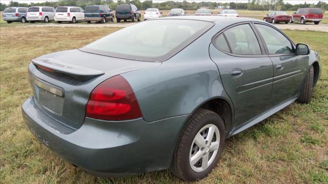 2007 Pontiac Grand Prix Unknown
