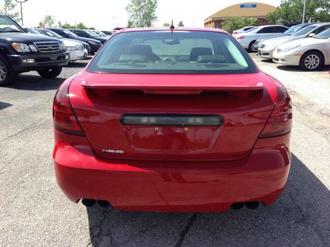 2007 Pontiac Grand Prix GT Hard Top Convertible 2D