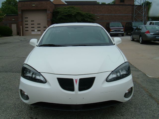 2007 Pontiac Grand Prix Unknown