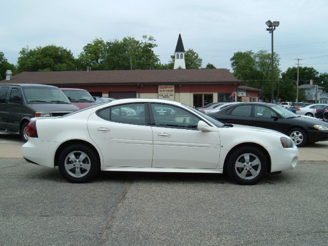2007 Pontiac Grand Prix Unknown