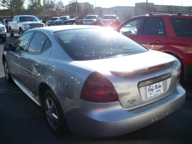 2007 Pontiac Grand Prix Unknown