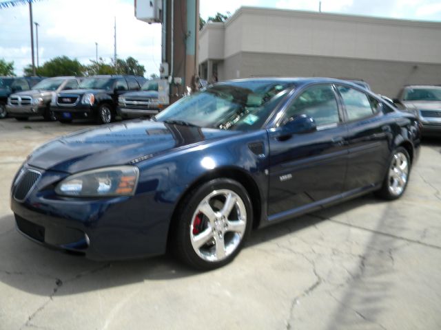 2007 Pontiac Grand Prix GT Hard Top Convertible 2D