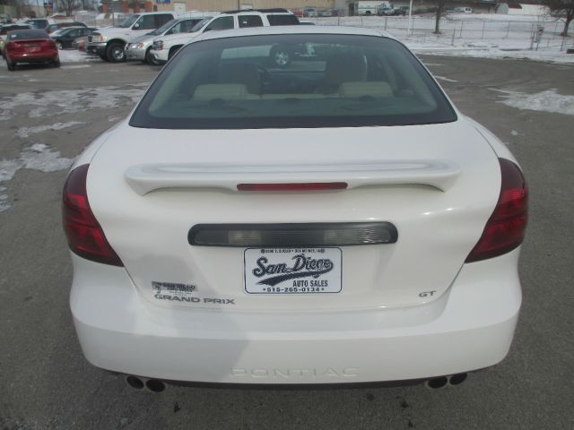 2007 Pontiac Grand Prix XUV SLE 4WD