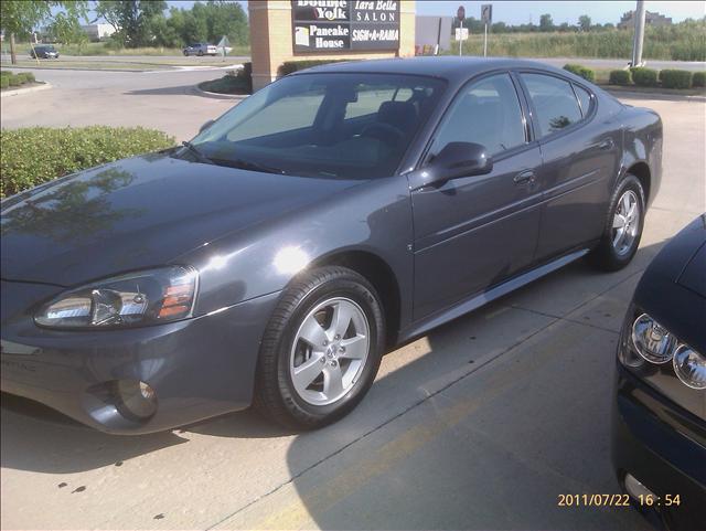 2008 Pontiac Grand Prix Unknown