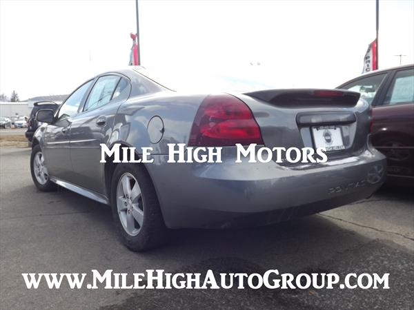 2008 Pontiac Grand Prix Unknown