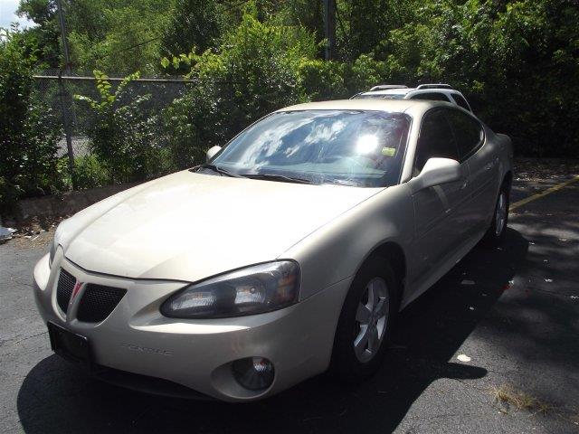 2008 Pontiac Grand Prix Unknown