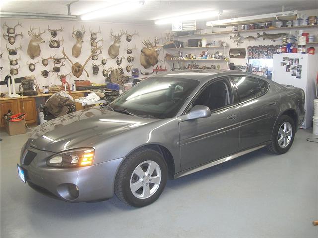 2008 Pontiac Grand Prix Unknown