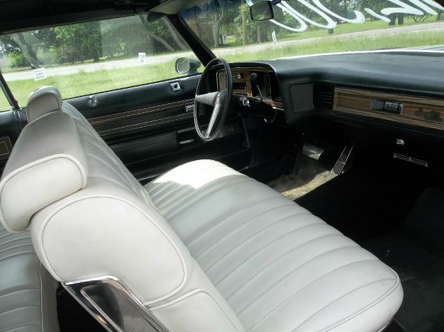 2014 Pontiac Grand Ville Unknown