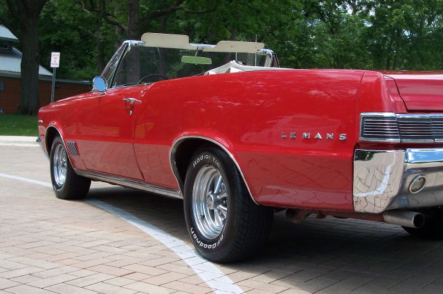 1965 Pontiac LEMANS GTO 5.6L Automatic SE