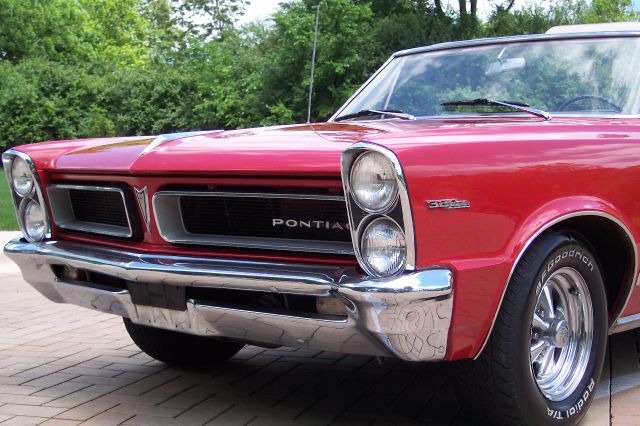1965 Pontiac LEMANS GTO 5.6L Automatic SE