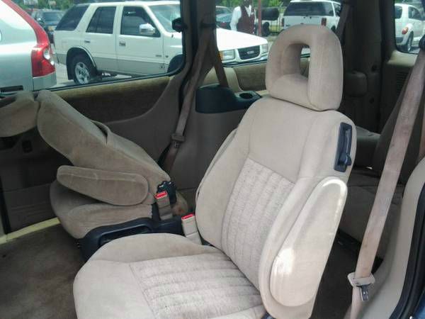 1999 Pontiac Montana Unknown