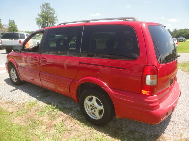 1999 Pontiac Montana 2WD 2dr Supercab 126