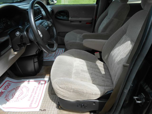 2000 Pontiac Montana Unknown