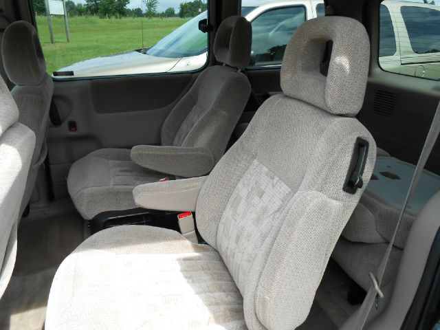 2000 Pontiac Montana Unknown