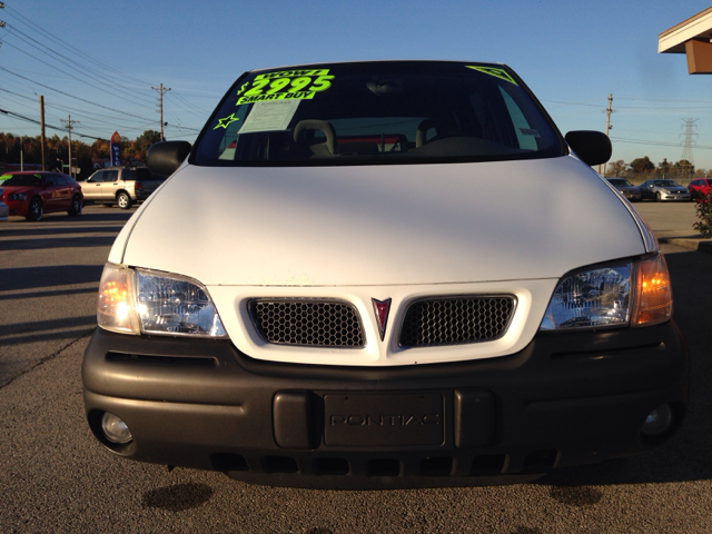 2000 Pontiac Montana 2WD 2dr Supercab 126