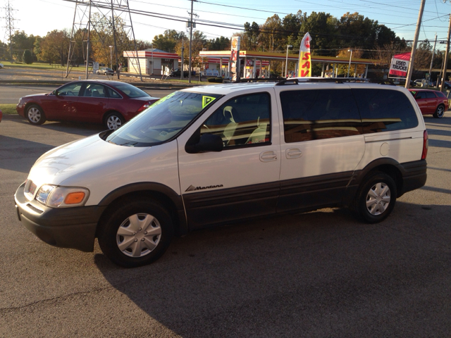 2000 Pontiac Montana 2WD 2dr Supercab 126