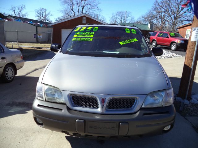 2000 Pontiac Montana 2WD 2dr Supercab 126