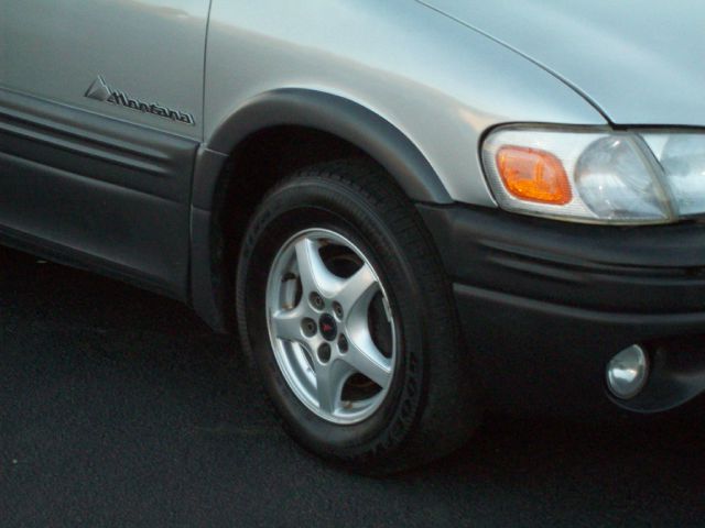 2002 Pontiac Montana UP 4WD