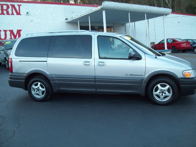 2002 Pontiac Montana UP 4WD