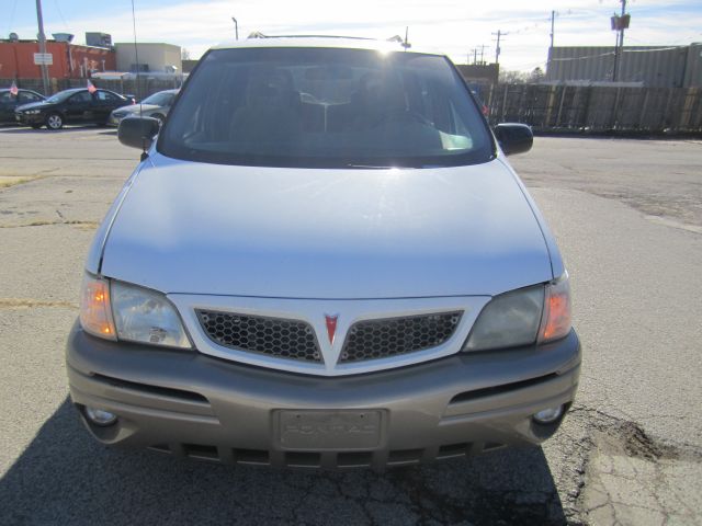 2002 Pontiac Montana CREW CAB RTL W/leather
