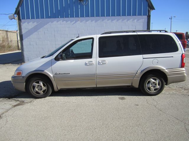 2002 Pontiac Montana CREW CAB RTL W/leather