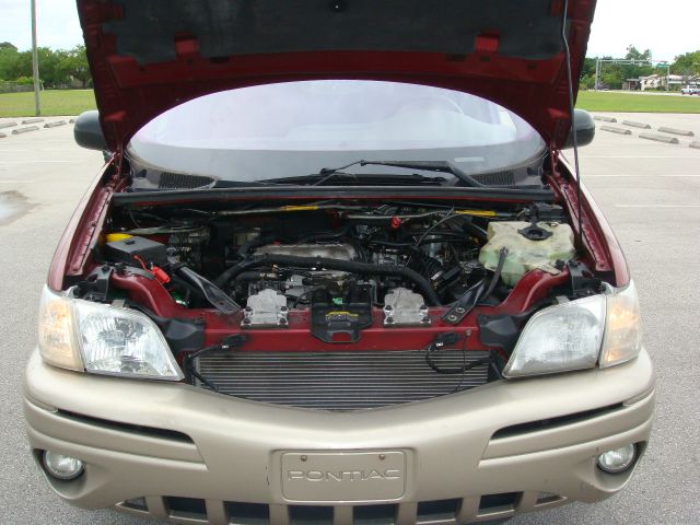 2002 Pontiac Montana Unknown