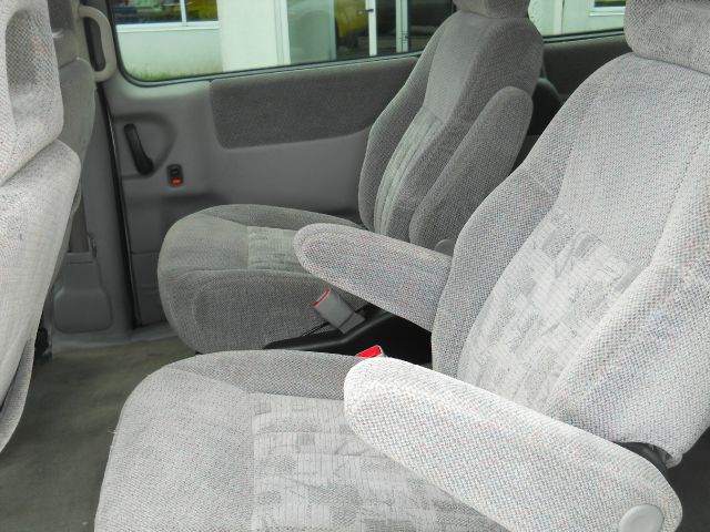 2002 Pontiac Montana SE ZX4