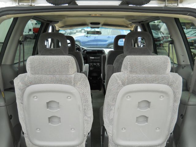 2002 Pontiac Montana SE ZX4