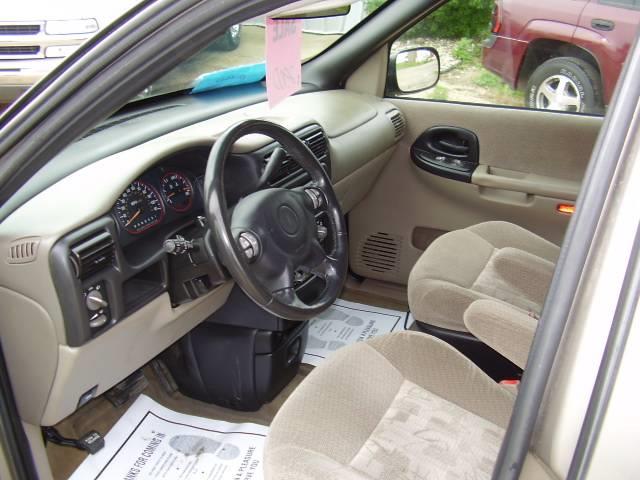 2002 Pontiac Montana Unknown