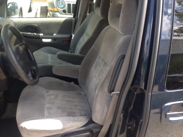 2002 Pontiac Montana 4WD Crew Cab 167 LTZ