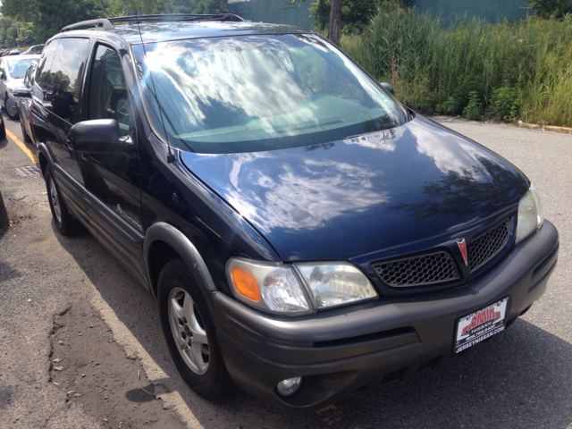 2002 Pontiac Montana 4WD Crew Cab 167 LTZ