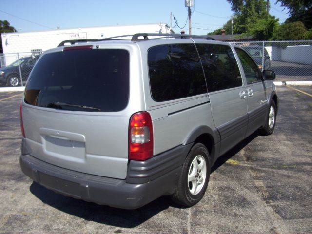 2003 Pontiac Montana Super Celan Lariat