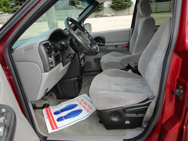 2003 Pontiac Montana Unknown