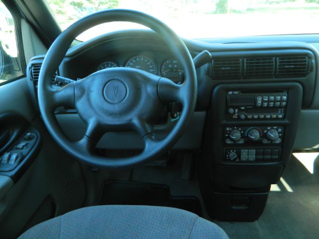 2003 Pontiac Montana SLT K