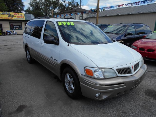 2003 Pontiac Montana Super Celan Lariat