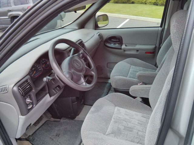 2004 Pontiac Montana 4WD Crew Cab 167 LTZ